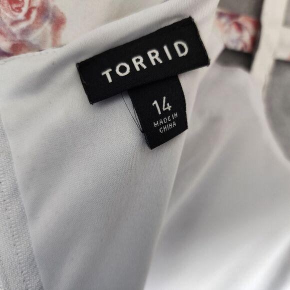 Torrid Dress Womens 14 Skull Rose Print Strappy Criss Cross Fit Flare Skater - Picture 6 of 14